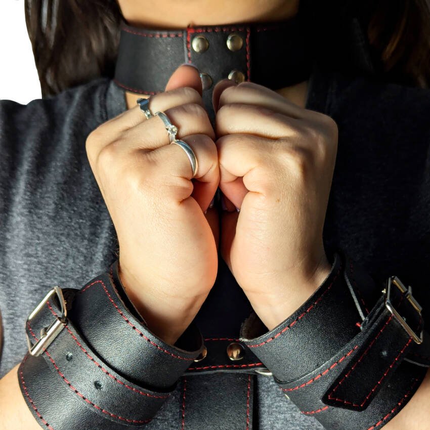 Collar inmovilizador de espalda con mosquetón - Imagen de 3