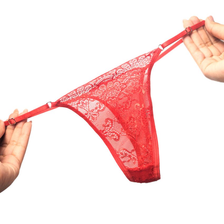 Conjunto de puntilla con aro sin relleno y tanga less - Imagen de 8