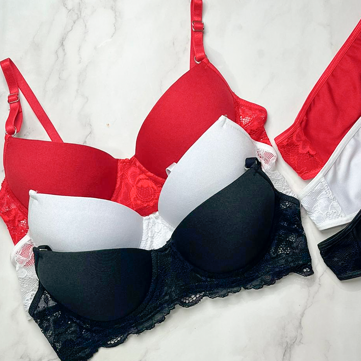 Conjunto Corpiño Puntilla Push Up Bombacha Colaless - Imagen de 7