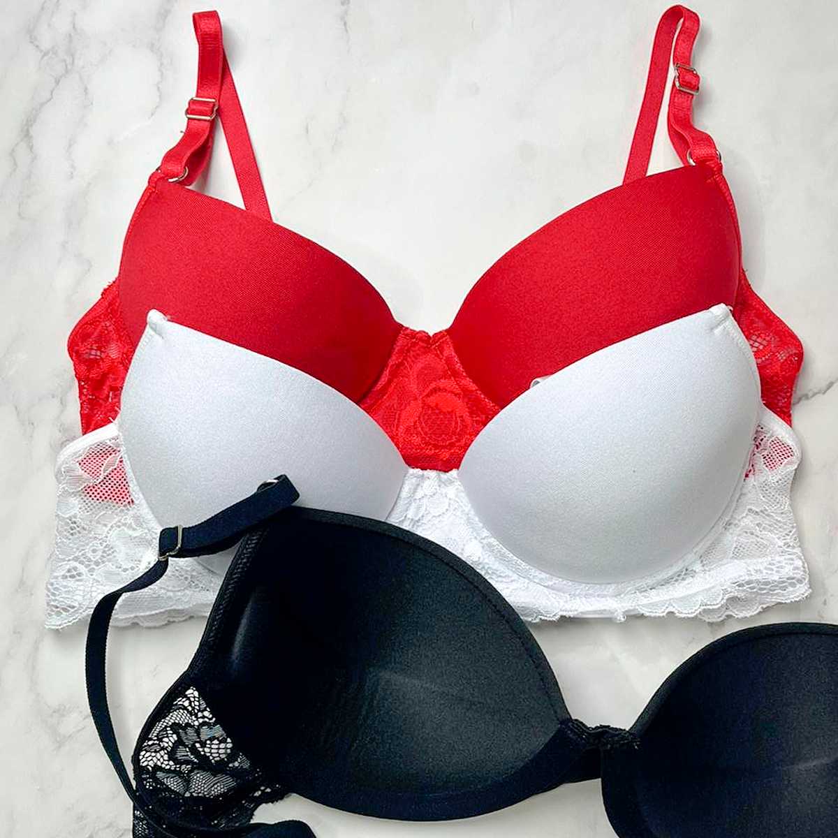 Conjunto Corpiño Puntilla Push Up Bombacha Colaless - Imagen de 6